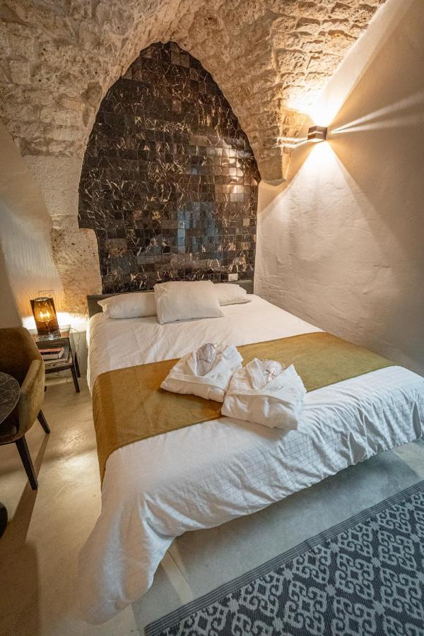 Vacation And Short Stay Suites & Apartments Ceglie - Celso Челье-Мессапика Экстерьер фото
